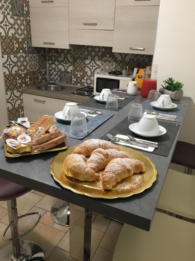 Nonna Laura Bed & Breakfast Помпей Екстериор снимка