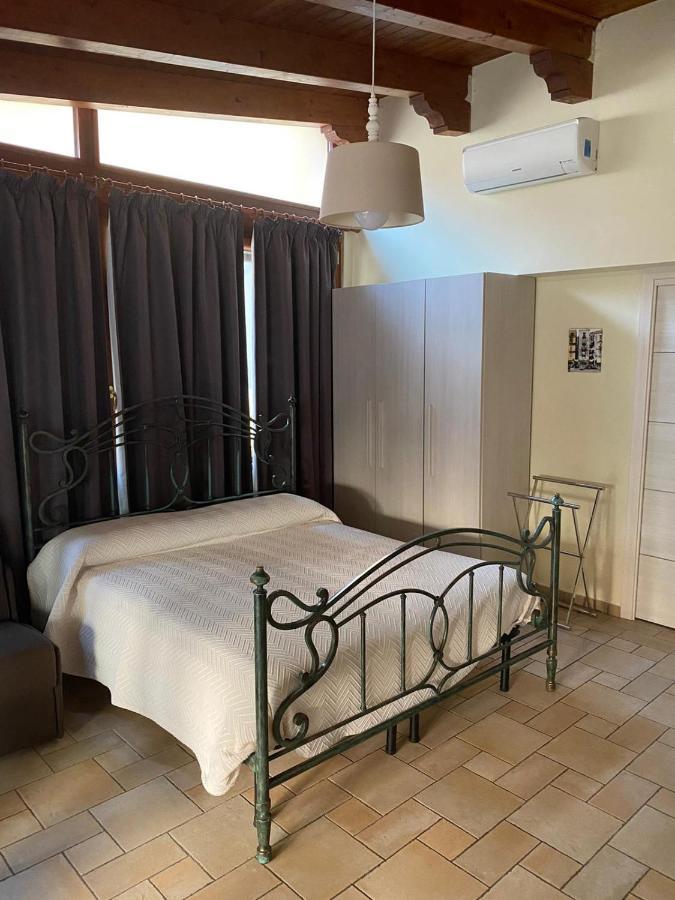 Nonna Laura Bed & Breakfast Помпей Екстериор снимка